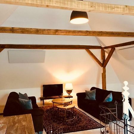 B E D & A G E D E S I G N -Extra Large- Wunderschoene Komplette Wohnung Mit Viel Platz & 4 Schlafzimmer B E D & A G E D E S I G N -Small- Wunderschoenes Zimmer Mit Bad Rechnungserstellung Fuer Geschaeftsreisende & Firmen Hünxe Exterior foto