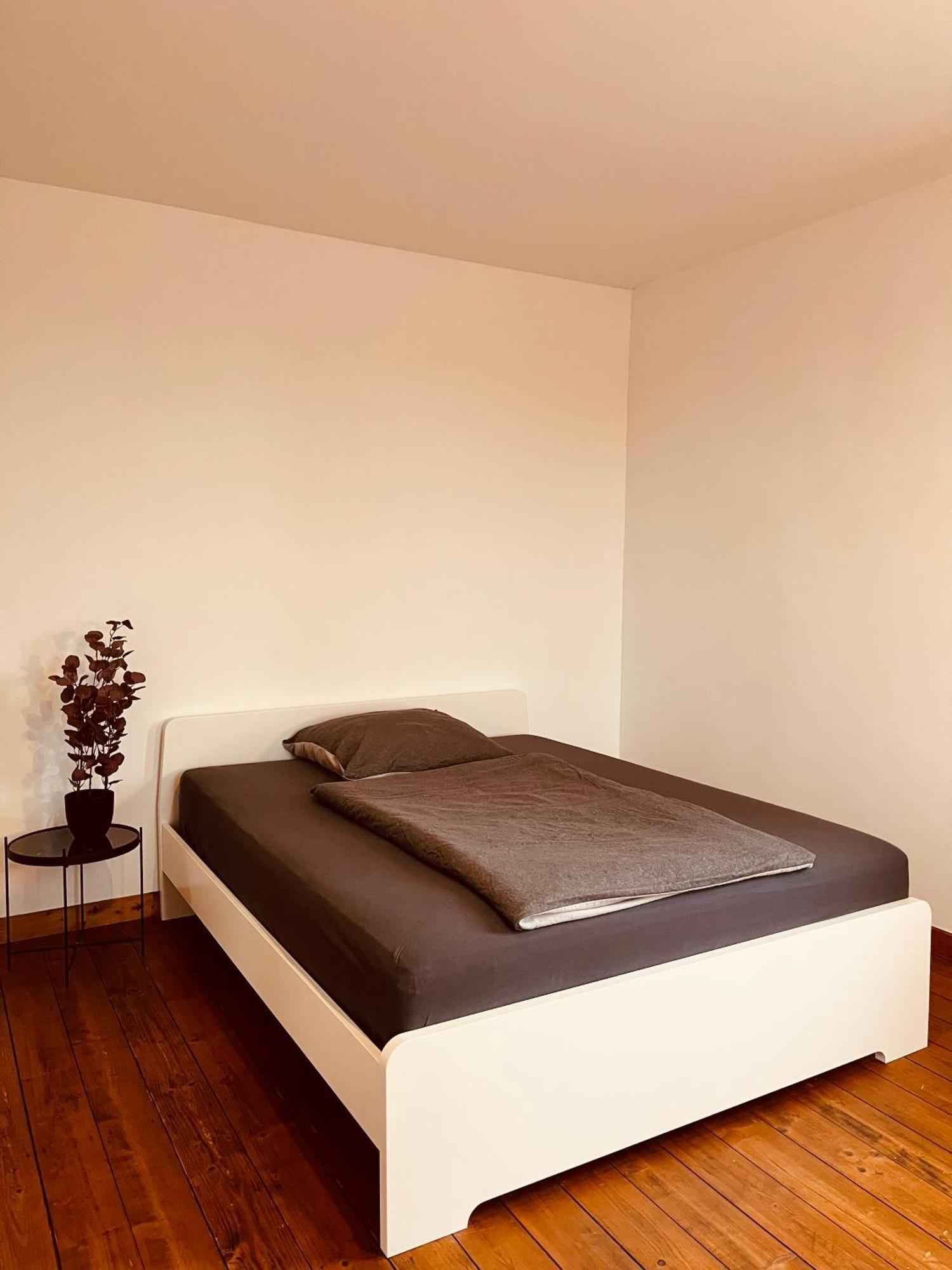 B E D & A G E D E S I G N -Extra Large- Wunderschoene Komplette Wohnung Mit Viel Platz & 4 Schlafzimmer B E D & A G E D E S I G N -Small- Wunderschoenes Zimmer Mit Bad Rechnungserstellung Fuer Geschaeftsreisende & Firmen Hünxe Exterior foto